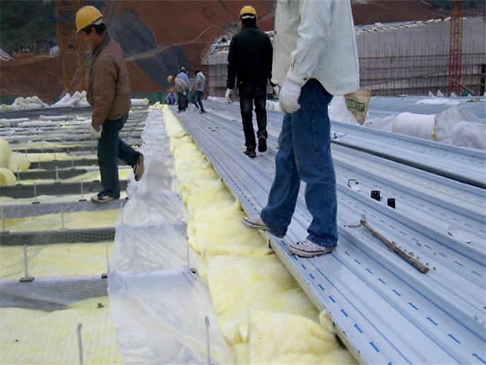 乌海安吉县体育馆网架