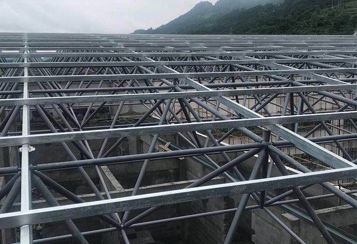 乌海仁怀冠英学校艺体楼网架